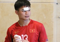 Hậu vệ Việt Nam khâu 7 mũi sau trận thua Trung Quốc