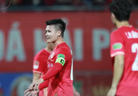 Quang Hải ghi bàn bằng đầu, CAHN vẫn thua trận đầu tiên ở V.League