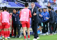 HLV Troussier than Việt Nam thiếu tiền đạo giỏi, họ thể hiện ra sao ở V.League?