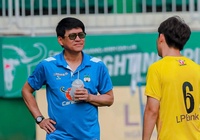 HAGL thắng không bất ngờ trước TPHCM, ông Vũ Tiến Thành xứng danh "chuyên gia trụ hạng"