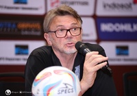 Nóng họp báo Việt Nam vs Indonesia: HLV Troussier cần tiết chế cảm xúc