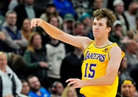 Không cần LeBron James, đã có Austin Reaves: Lakers ngược dòng trước Bucks trong 2OT