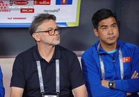 Ai thay HLV Troussier dẫn dắt tuyển Việt Nam?