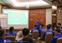 HLV Hoàng Anh Tuấn loại hai cầu thủ cao nhất của U23 Việt Nam