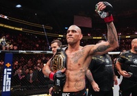 Alex Pereira muốn lên hạng nặng ngay sau UFC 300