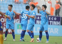 Không nhiều khán giả đến sân chứng kiến CLB Đà Nẵng thăng hạng sớm V.League