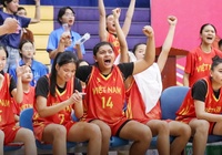 Đội tuyển nữ U18 Việt Nam lách khe cửa hẹp, vào bán kết bóng rổ ASEAN Schools Games 2024