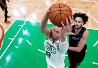Kristaps Porziņģis tái xuất cực mạnh, Boston Celtics thắng đậm Dallas ở Game 1 NBA Finals 2024