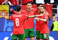 Nhận quà từ Ronaldo ở vòng bảng, Bruno Fernandes chia sẻ điều đặc biệt về CR7 tại EURO 2024