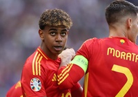 Lamine Yamal phản bác, Toni Kroos bảo vệ Tây Ban Nha trước phát ngôn của danh thủ Đức
