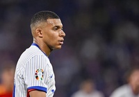 Sau thất bại tại EURO, Mbappe mua cả 1 CLB quê nhà