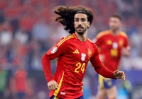 Hậu vệ cánh Tây Ban Nha cà khịa đồng đội Chelsea trước thềm chung kết EURO 2024