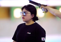 Xạ thủ 19 tuổi giành HCV, phá cả kỷ lục Olympic nội dung Trịnh Thu Vinh hụt huy chương