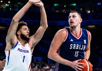 Hồi sinh sau trận thua tuyển Mỹ, Nikola Jokic cùng Serbia trở lại cuộc đua Olympic 2024