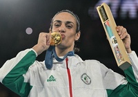 Imane Khelif giành HCV Boxing Olympic, đáp trả nghi ngờ giới tính