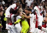 Ajax đi tiếp ở Europa League sau... 34 cú sút luân lưu 11m nghẹt thở