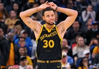 Stephen Curry xoá tên Golden State Warriors khỏi mô tả trang cá nhân, gây bất ngờ với NHM