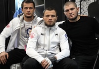 Khabib Nurmagomedov lo lắng khi cả hai hậu bối tranh đai ở UFC 311