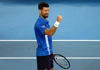 Djokovic ngược dòng đánh bại Alcaraz, tiến vào bán kết Australian Open 2025