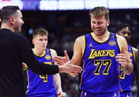 Luka Doncic và Los Angeles Lakers sẵn sàng gặp Dallas sau bom tấn chuyển nhượng rung chuyển NBA