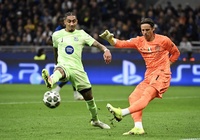 Ngăn cản Yamal ghi bàn, Sommer được chấm điểm gần tuyệt đối trước Barca