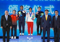 Quàng Thị Tâm bất ngờ vượt nhà vô địch Olympic giành huy chương cử tạ châu Á