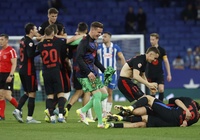 Barcelona lội ngược dòng giành chức vô địch trước Real Madrid như thế nào?