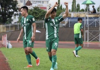 Công Phượng hết cơ hội vô địch hạng Nhất, sáng cửa đá play-off