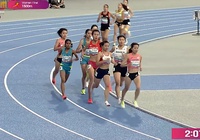 Nguyễn Thị Oanh "rơi huy chương 1500m nữ vô địch châu Á" ở vòng chạy cuối