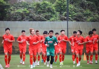 HLV Kim Sang Sik gọi hai cầu thủ Việt kiều bảo vệ ngôi vô địch Đông Nam Á