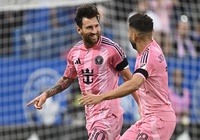 Messi sửa chữa sai lầm lớn nhất của mình bằng bàn thắng theo phong cách Maradona