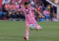 Chiêm ngưỡng pha kiến tạo "không cần nhìn" của Messi cho Alba ghi bàn