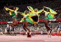 Jamaica giành vàng 4x100m nữ, phá kỷ lục quốc gia tại Olympic Tokyo