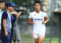 Cựu cầu thủ HAGL bị quên đăng ký dự V.League vẫn nhận lương đầy đủ