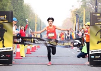 Nhóm chạy quê hương Nguyễn Thị Oanh vô địch vòng 1 Longbien Marathon Ekiden Tournament 2023