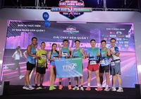 Giải chạy đêm District 1 Midnight Run "Sắc màu đêm" diễn ra đầy hứng khởi