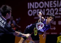 Giải cầu lông Indonesia Open 2025: Lão tướng Tan Wee Kiong vẫn trong cuộc săn đuổi thành công