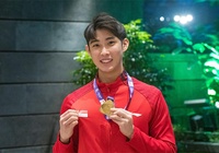 Vừa vô địch cầu lông thế giới, Loh Kean Yew lại muốn tập với số 1 thế giới Viktor Axelsen