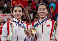 Ngôi vô địch đôi nữ cầu lông Olympic lần này không thể trượt khỏi tay Chen Qing Chen và Jia Yi Fan