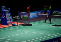 Khẩn cấp khắc phục sự cố nhà thi đấu bị dột ở Giải cầu lông Malaysia Open 2025