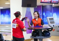 Nguyễn Thúy Uyên - cô nhân viên Sasco yêu bowling và mê steak