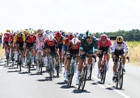 Chặng 9 của cuộc đua xe đạp Tour de France 2025 trở thành chặng nhanh thứ 2 trong lịch sử