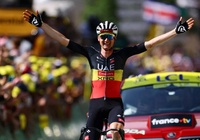 Tim Wellens giành chiến thắng chặng 15 khi Đội UAE tiếp tục thống trị cuộc đua xe đạp Tour de France 2025