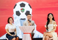 Cựu tiền đạo Manchester United Dimitar Berbatov gặp gỡ fan bóng đá Việt tại sự kiện “Together We Rise”
