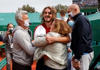 "Thần Hy Lạp" tennis Tsitsipas tiết lộ lý do luôn phải sống dưới áp lực