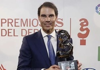 Rafael Nadal nhận giải Người cha tuyệt vời nhất và hướng đến kỷ lục tennis mùa 2023