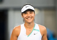 Như Lý Hoàng Nam thuở nào, "thần đồng" tennis Anh Raducanu đang ngóng tin bỏ cuộc Australian Open