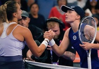 Kết quả tennis 7/11: WTA Finals sốc khi số 1 thế giới Iga Swiatek bị loại