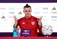 Gareth Bale kêu gọi giáo viên xứ Wales cho học trò xem đội nhà đấu Iran ở World Cup 2022