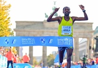 Chàng trai “cò hương” vô địch, Berlin Marathon 2021 không có kỷ lục thế giới
